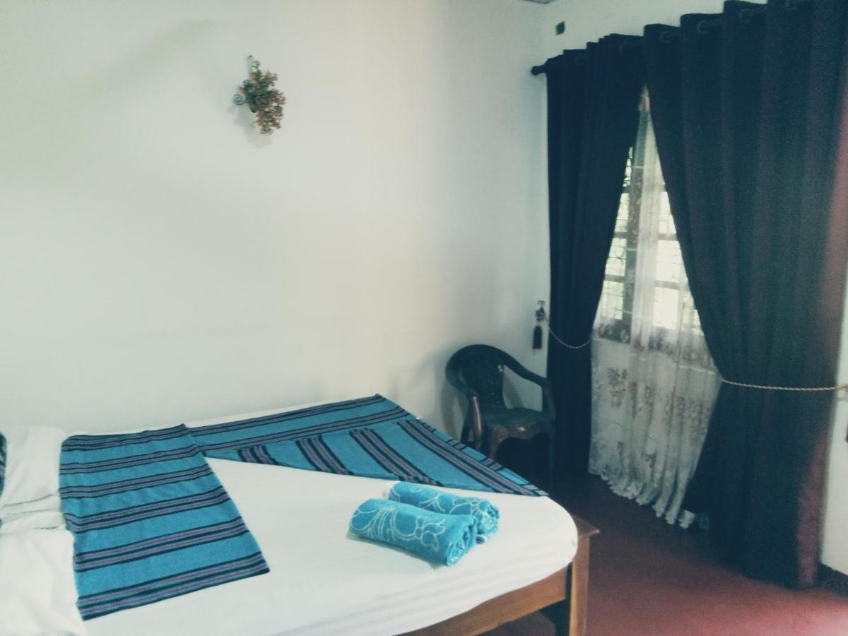 Kasun Hotel Koslanda Ngoại thất bức ảnh